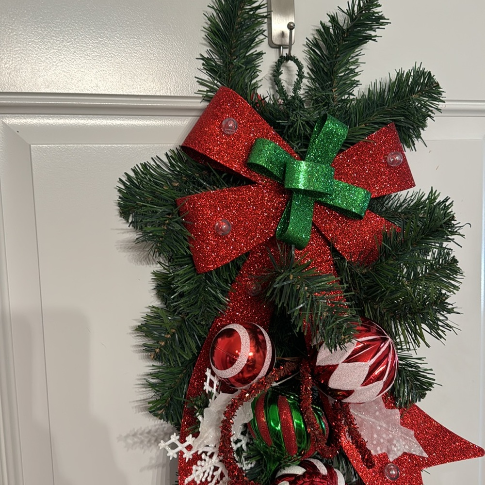 Christmas swag - Picture 3 of 9
